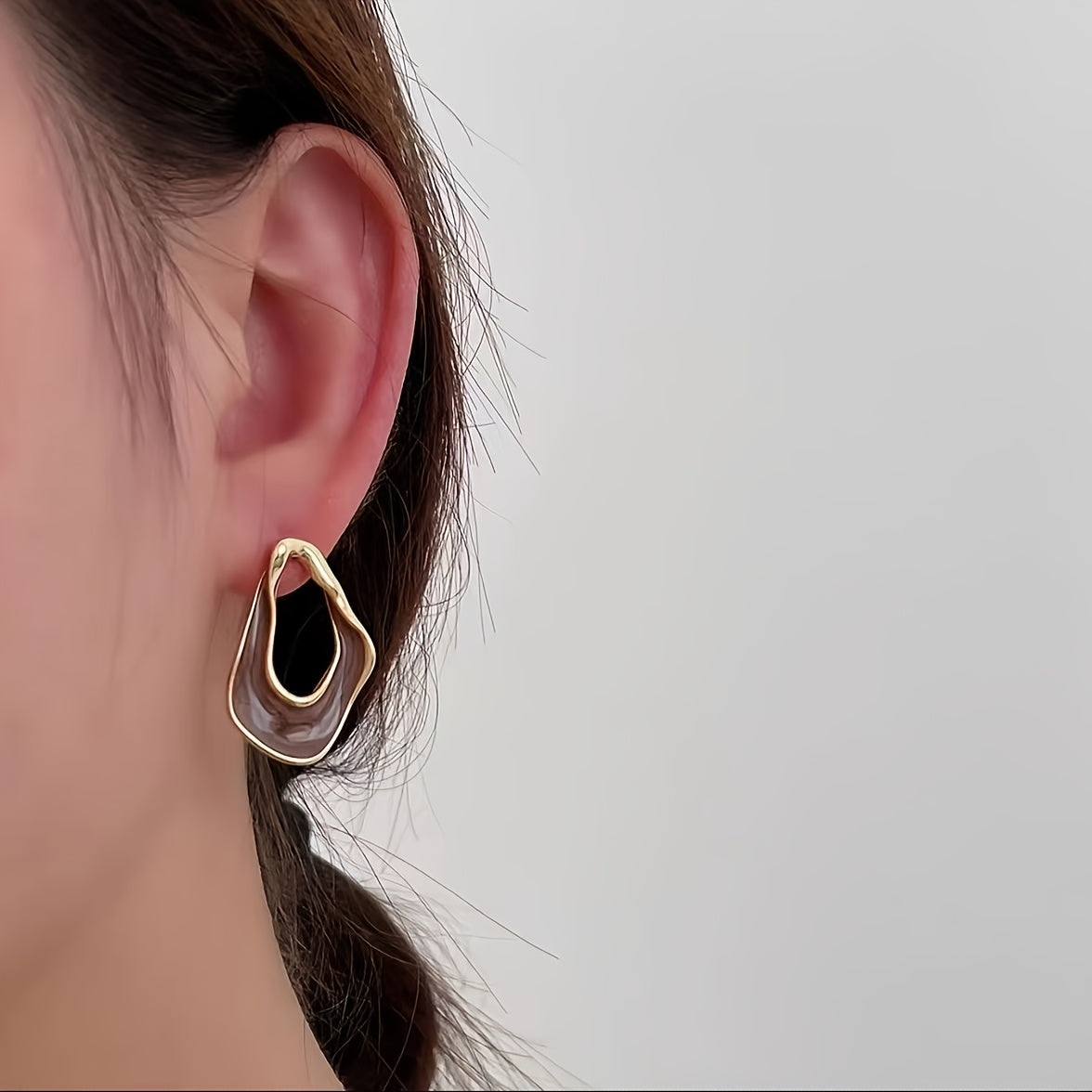 1 pair of  and elegant stud earrings for ladies - zinc alloy, irregular teardrop shape, suitable for all seasons; fashionable design