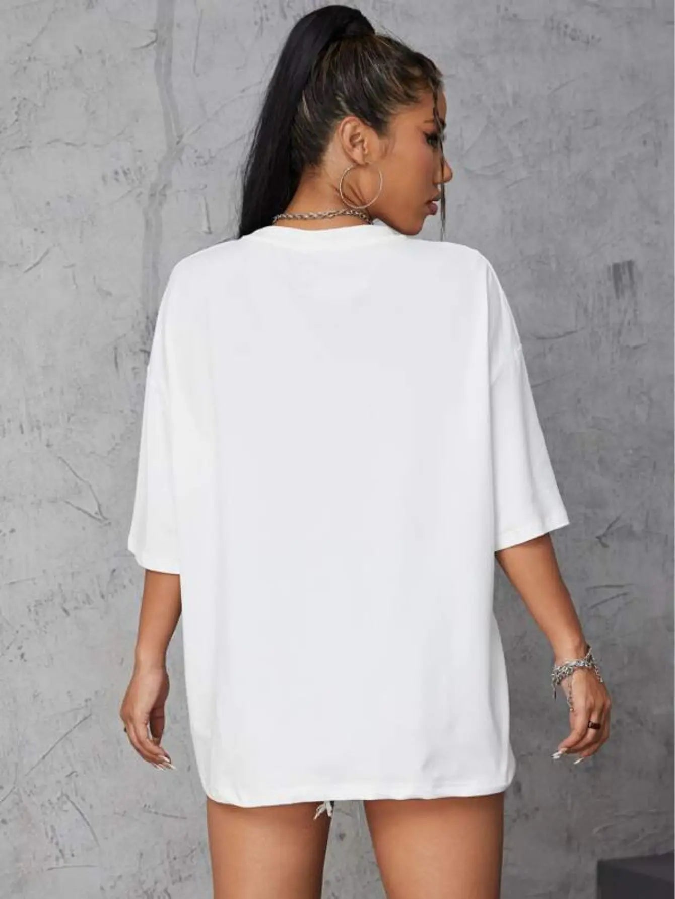 T-Shirt Feminina Oversized Tarfza – Camiseta Lisa 100% Algodão