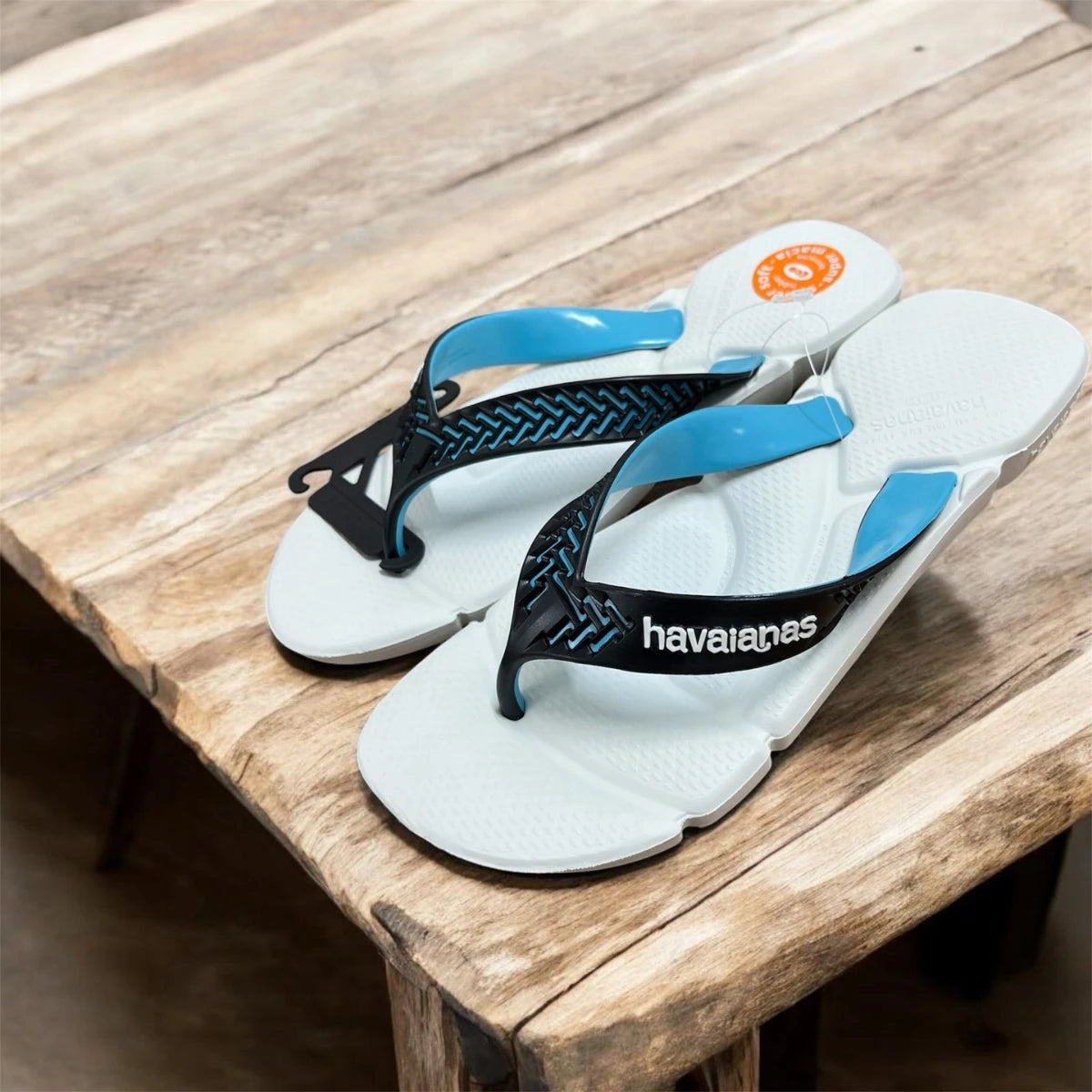 Chinelo Havaianas Track Waves – Modelo Slim