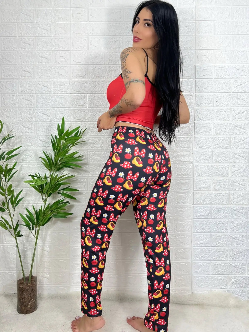 Pijama Temático – Calça Longa com Personagens Regatta, Design Alegre