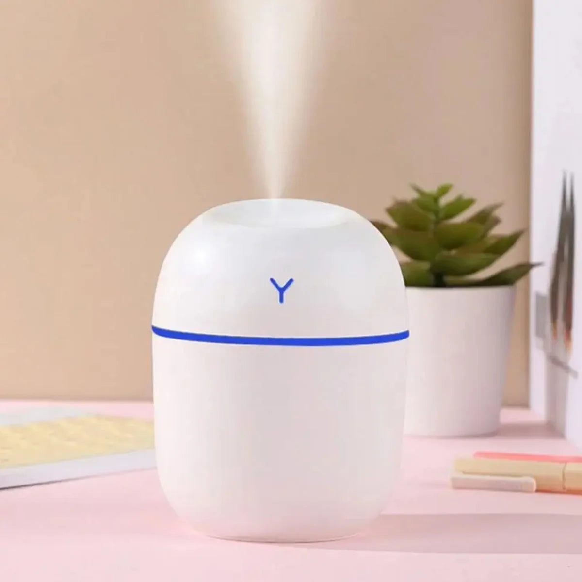 Umidificador Portátil 220ml – Difusor de Óleo Essencial para Carro, Escritório e Casa com LED Noturno
