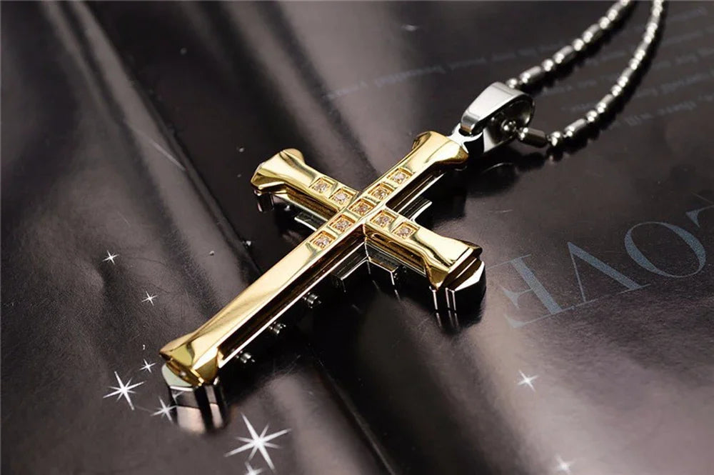 Pingente Masculino Cruz Cristal – Jesus, Zircônia, Dourado/Preto/Azul, Aço Inoxidável