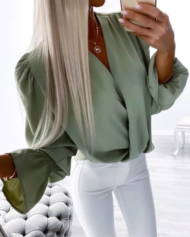 Blusa Feminina Elegante 2025 – Manga Longa Bufante, Estilo Envelope e Caimento Sofisticado