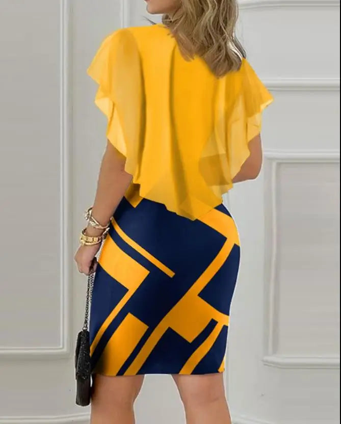 Vestido Bodycon Feminino 2025 – Manga Curta, Estampa Geométrica e Babado na Barra