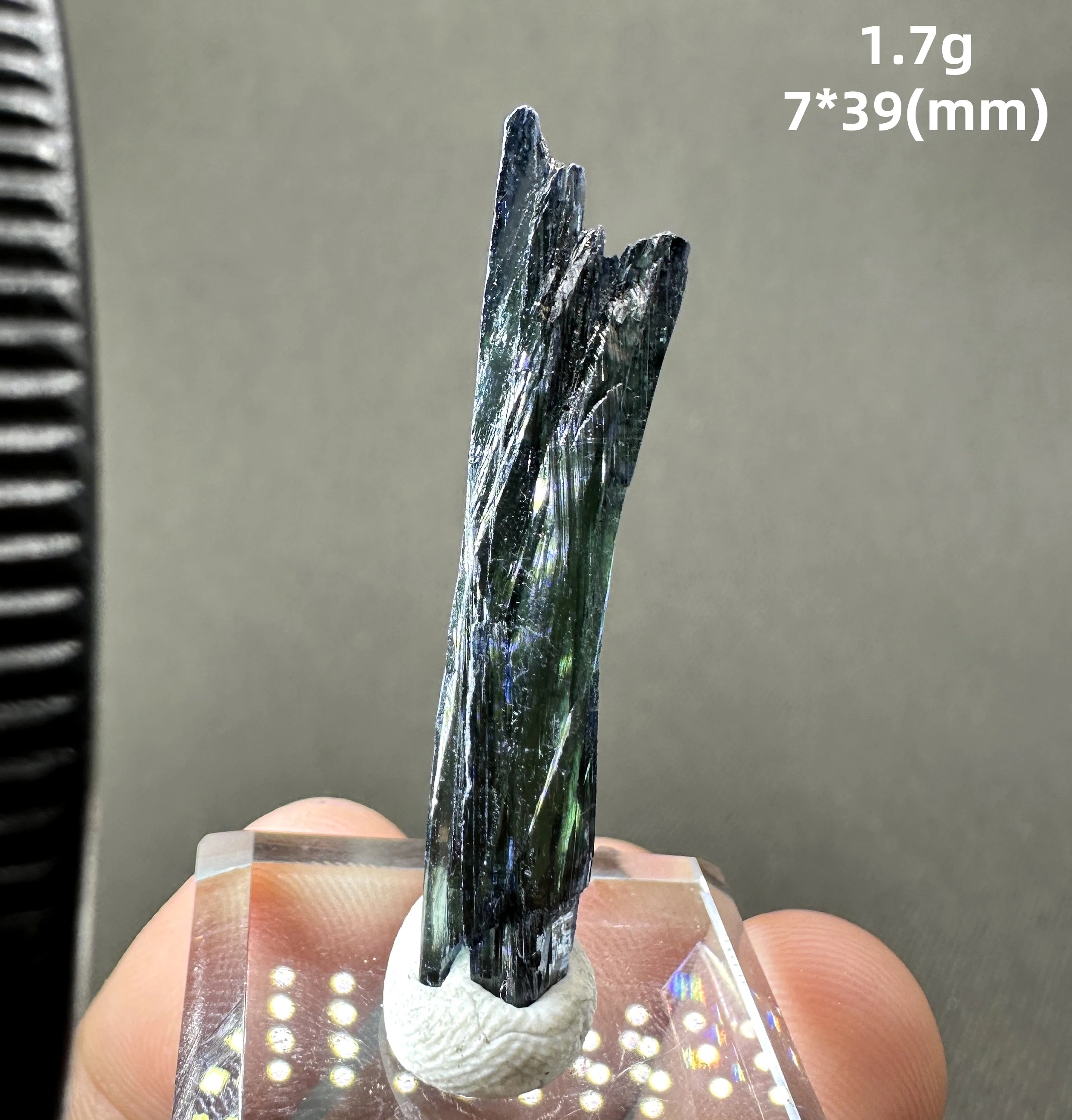 Vivianita Azul Natural do Brasil – Mineral Raro com Cristais de Quartzo Curativos
