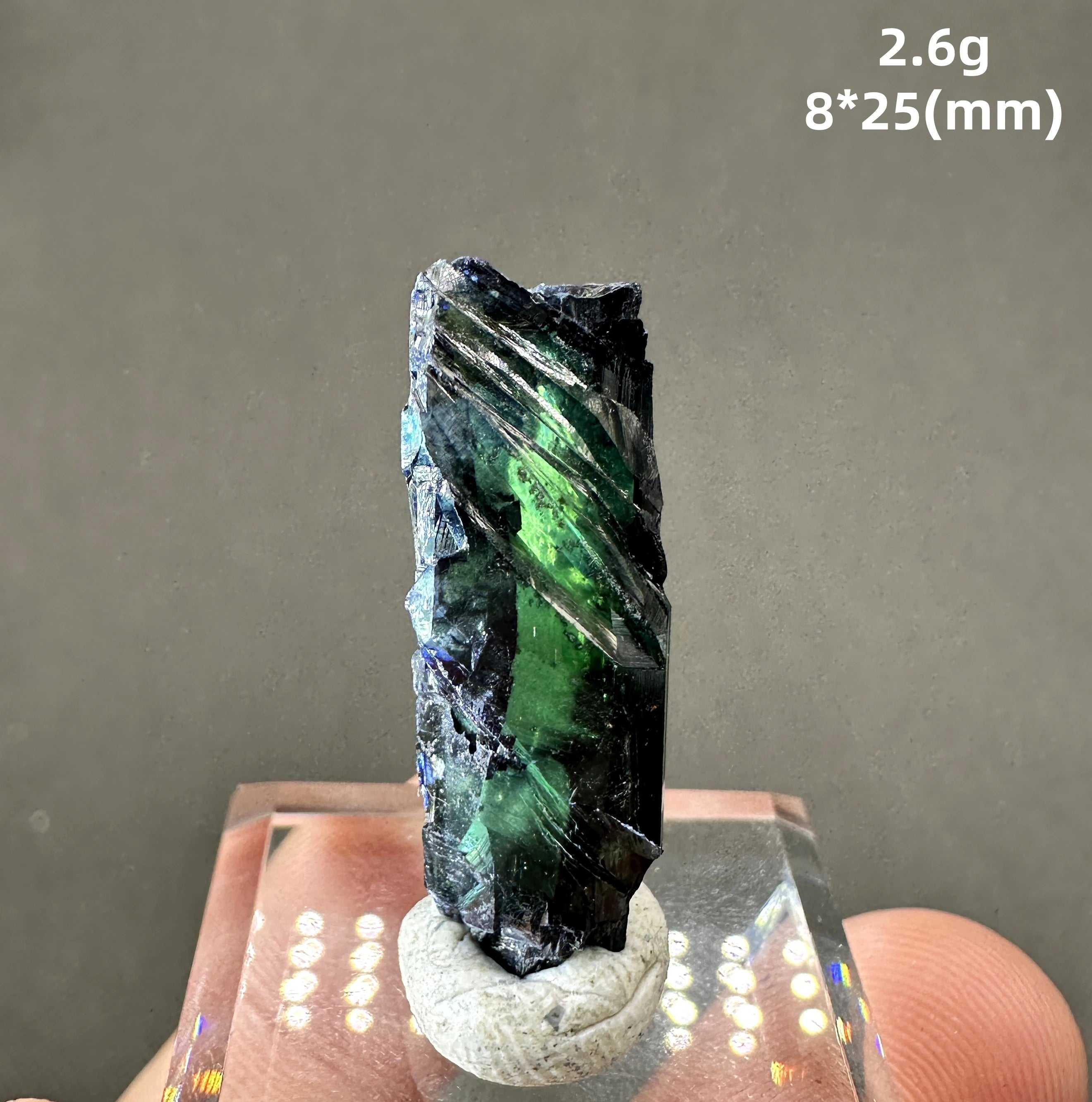 Vivianita Azul Natural do Brasil – Mineral Raro com Cristais de Quartzo Curativos